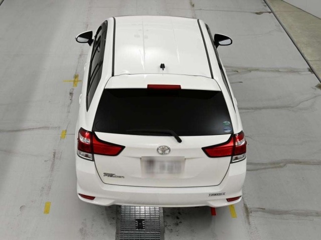 Toyota COROLLA FIELDER 2017 7088050-8