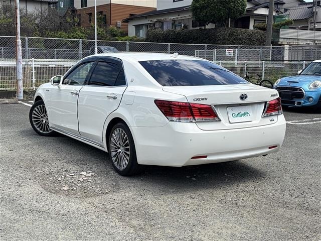 Toyota CROWN MAJESTA 2015 7071318-13