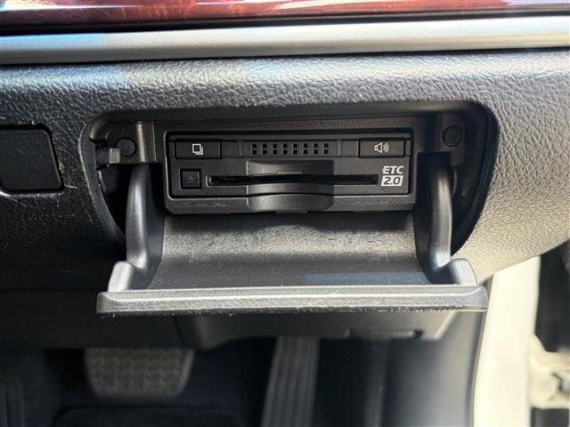 Toyota CROWN MAJESTA 2015 7071318-2