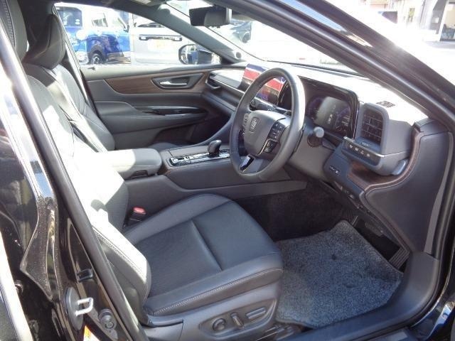 Toyota CROWN 2024 7067532-13