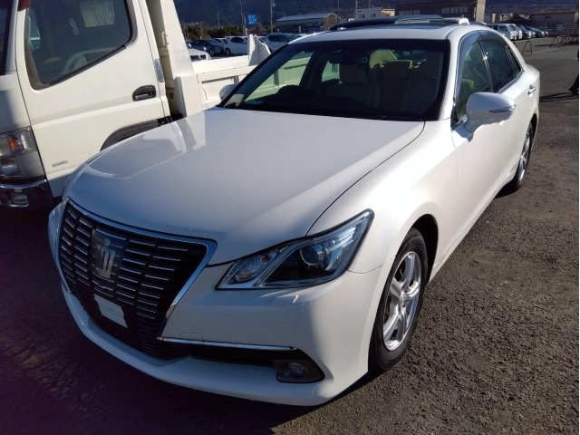 Toyota CROWN 2014 7067553-0