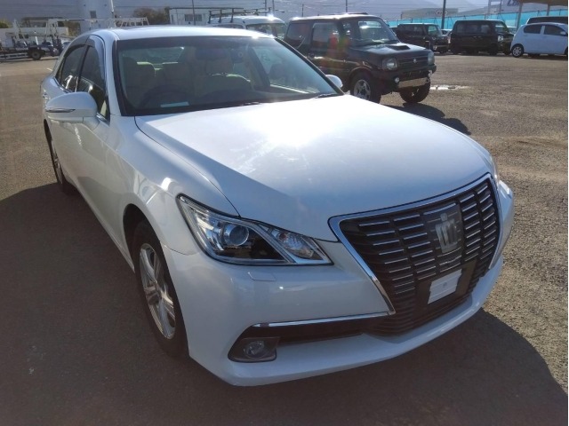 Toyota CROWN 2014 7067553-4