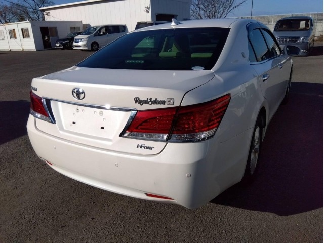 Toyota CROWN 2014 7067553-5