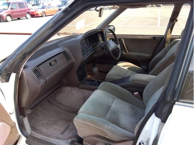 Toyota CROWN 1990 7067566-2