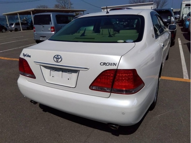 Toyota CROWN 2004 7067581-1