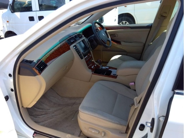 Toyota CROWN 2004 7067581-4