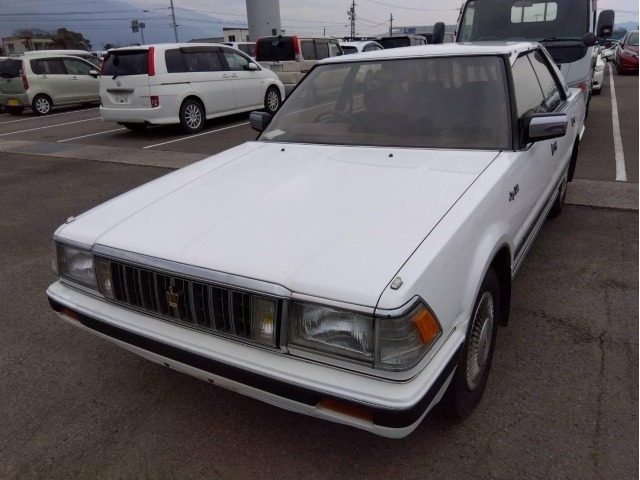 Toyota CROWN 1986 7067582-0