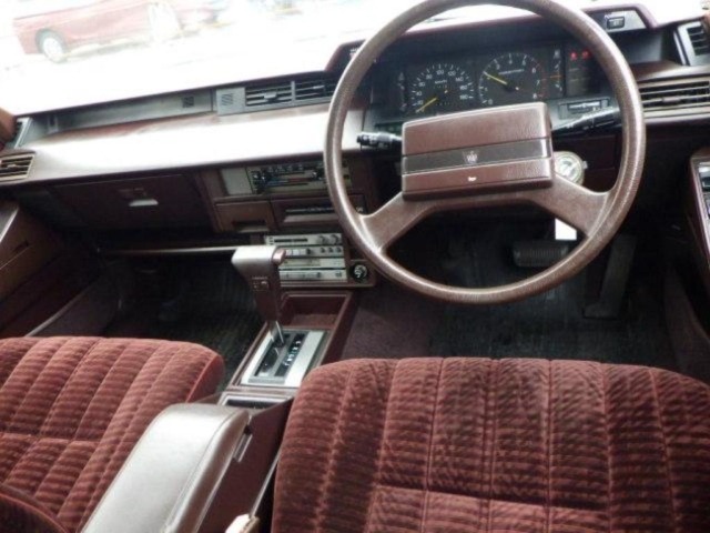 Toyota CROWN 1986 7067582-2