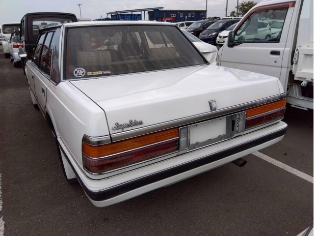 Toyota CROWN 1987 7067602-5