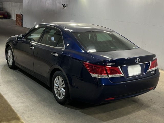 Toyota CROWN 2014 7067657-1