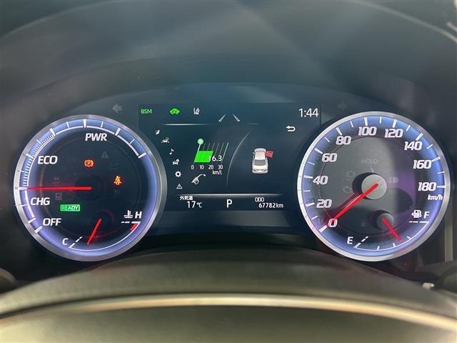 Toyota CROWN 2019 7067808-21