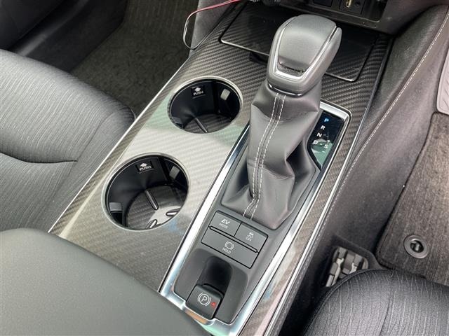 Toyota CROWN 2018 7067809-12