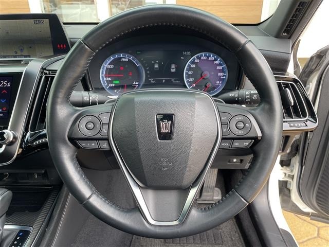 Toyota CROWN 2018 7067809-15