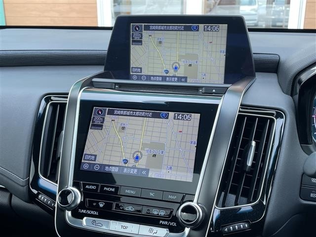 Toyota CROWN 2018 7067809-5
