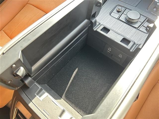 Mazda CX-60 2023 7084980-4
