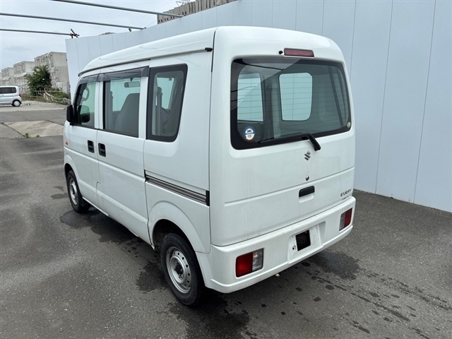 Suzuki EVERY 2012 7082796-1