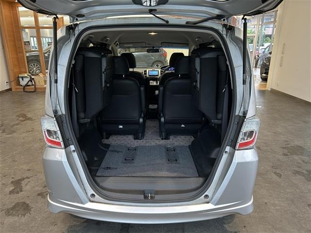 Honda FREED 2012 7082584-5
