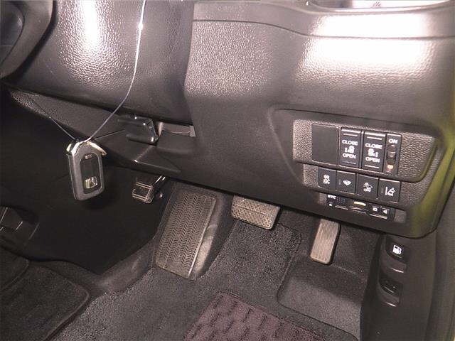Honda FREED 2017 7082700-8
