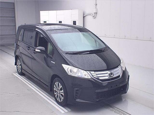 Honda FREED 2013 7082741-0