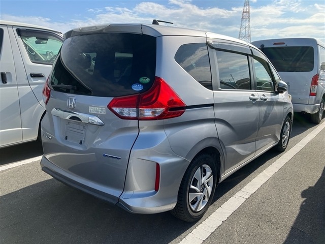Honda FREED 2017 7082856-9