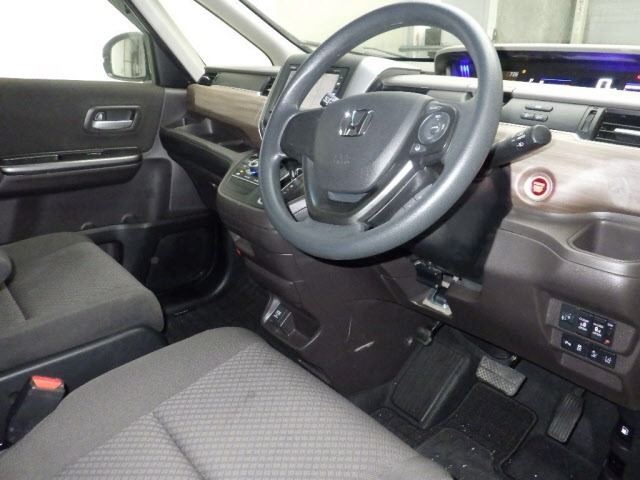Honda FREED 2020 7082864-3
