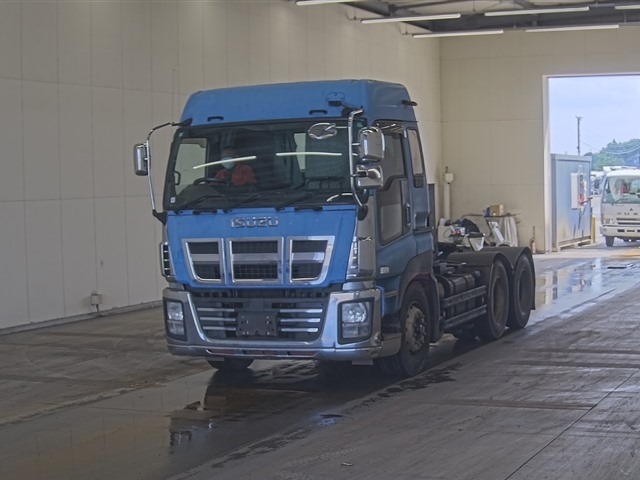 Isuzu GIGA 2015 7070788-0