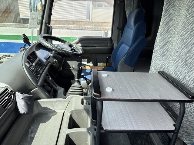 Isuzu GIGA 2015 7070788-5