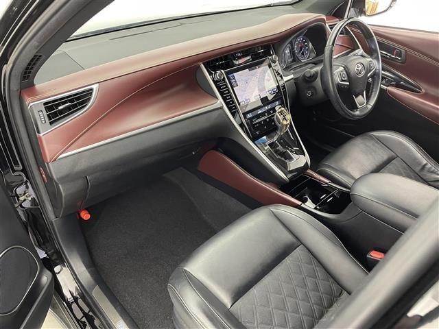 Toyota HARRIER 2019 7067216-4