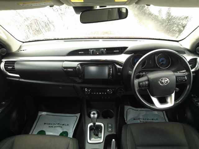 Toyota HILUX 2018 7084890-8