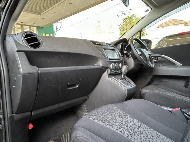 Nissan LAFESTA 2012 7064053-11