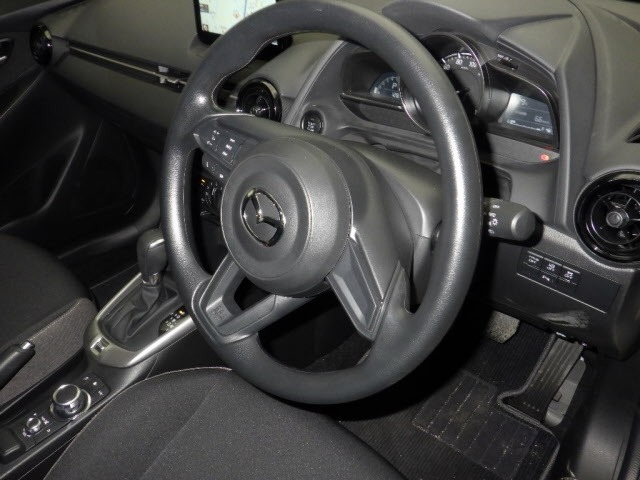 Mazda MAZDA2 2025 7087800-3