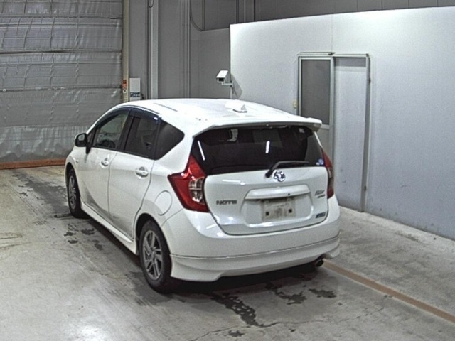 Nissan NOTE 2013 7063796-1