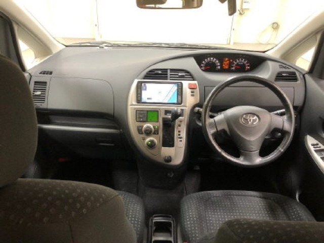 Toyota RACTIS 2008 7070564-4