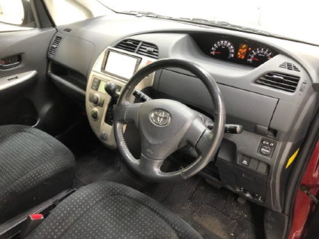 Toyota RACTIS 2008 7070564-5
