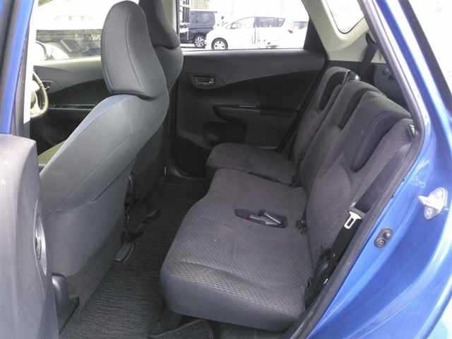 Toyota RACTIS 2015 7070625-9