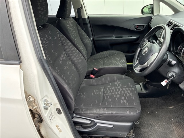 Toyota RACTIS 2014 7070630-5