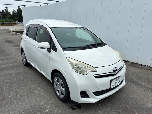 Toyota RACTIS 2014 7070631-0