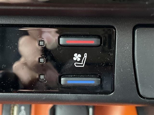 Toyota RAV4 2023 7068128-5