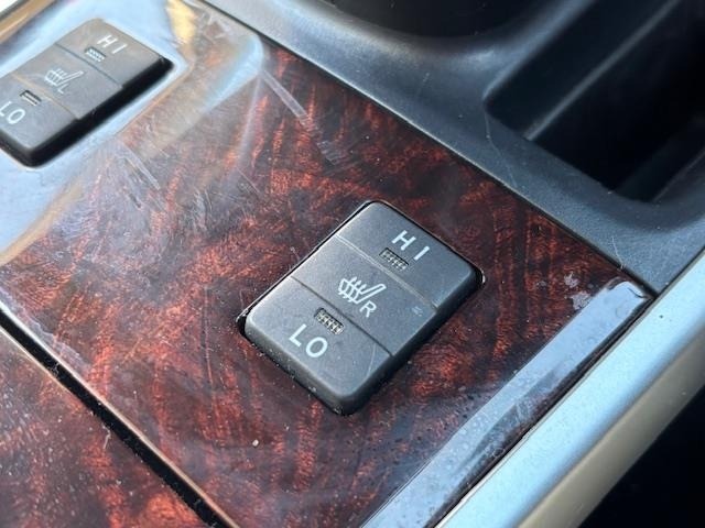 Toyota SAI 2015 7070810-11