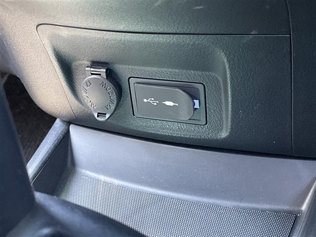 Toyota SAI 2014 7070909-19