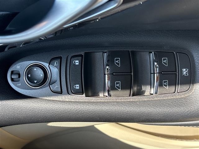 Nissan SKYLINE 2014 7065944-6