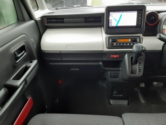 Suzuki SPACIA 2023 7073823-18