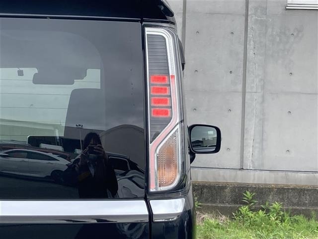 Suzuki SPACIA 2021 7076998-17