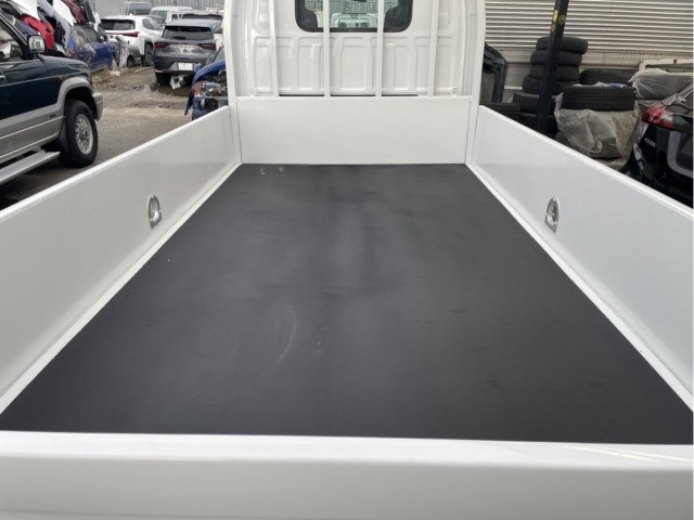 Mazda TITAN 2017 7067618-6