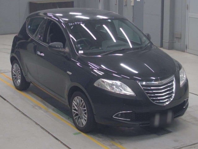 Chrysler YPSILON 2014 7084713-5