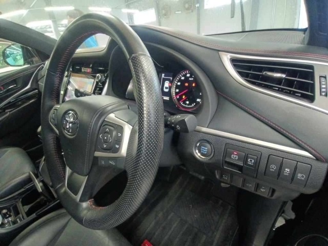 Toyota HARRIER 2017 7106422-9
