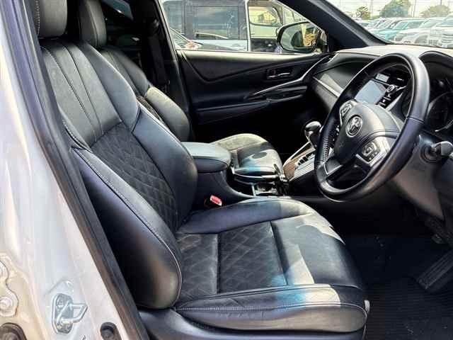 Toyota HARRIER 2015 7106438-7