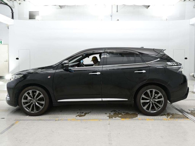 Toyota HARRIER 2018 7106444-4