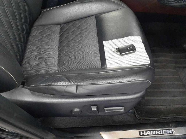 Toyota HARRIER 2017 7106462-10