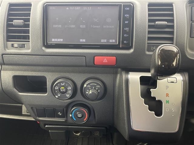 Toyota HIACE VAN 2022 7098890-10